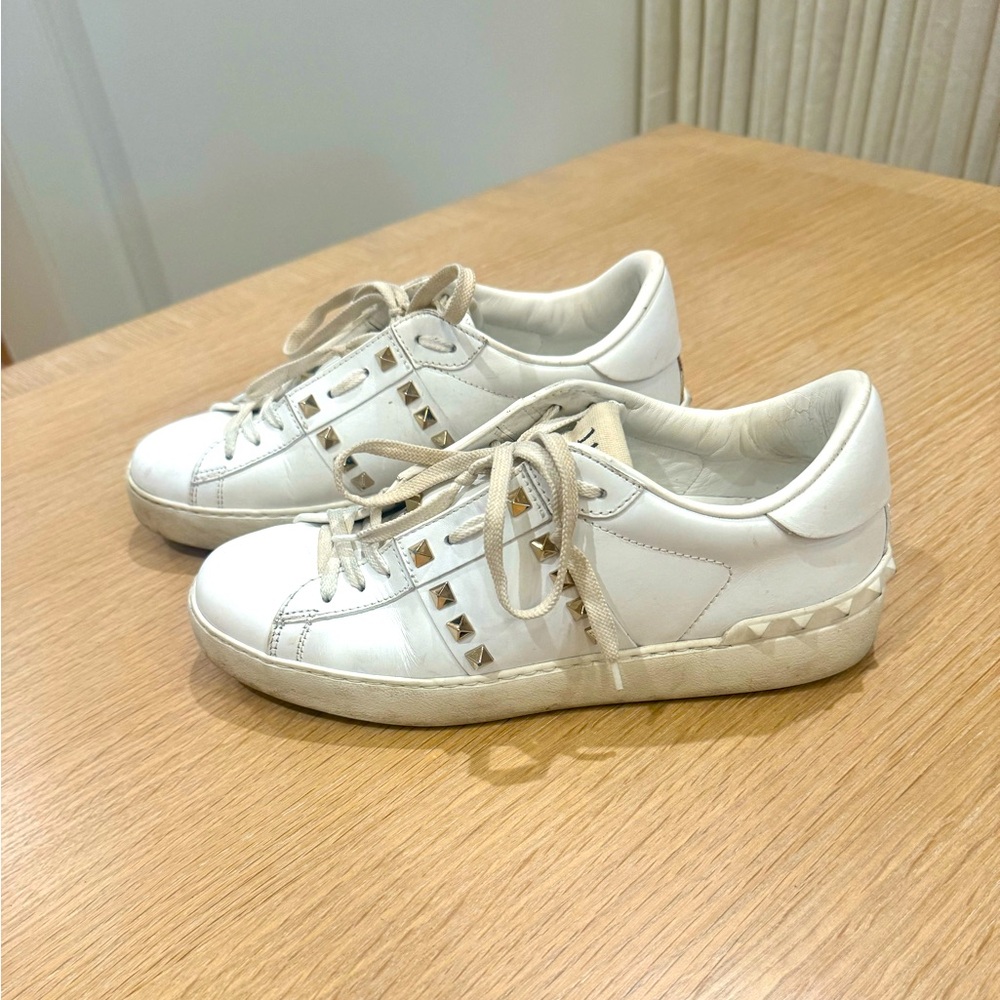 Valentino Rockstud Sneakers Women’s 39